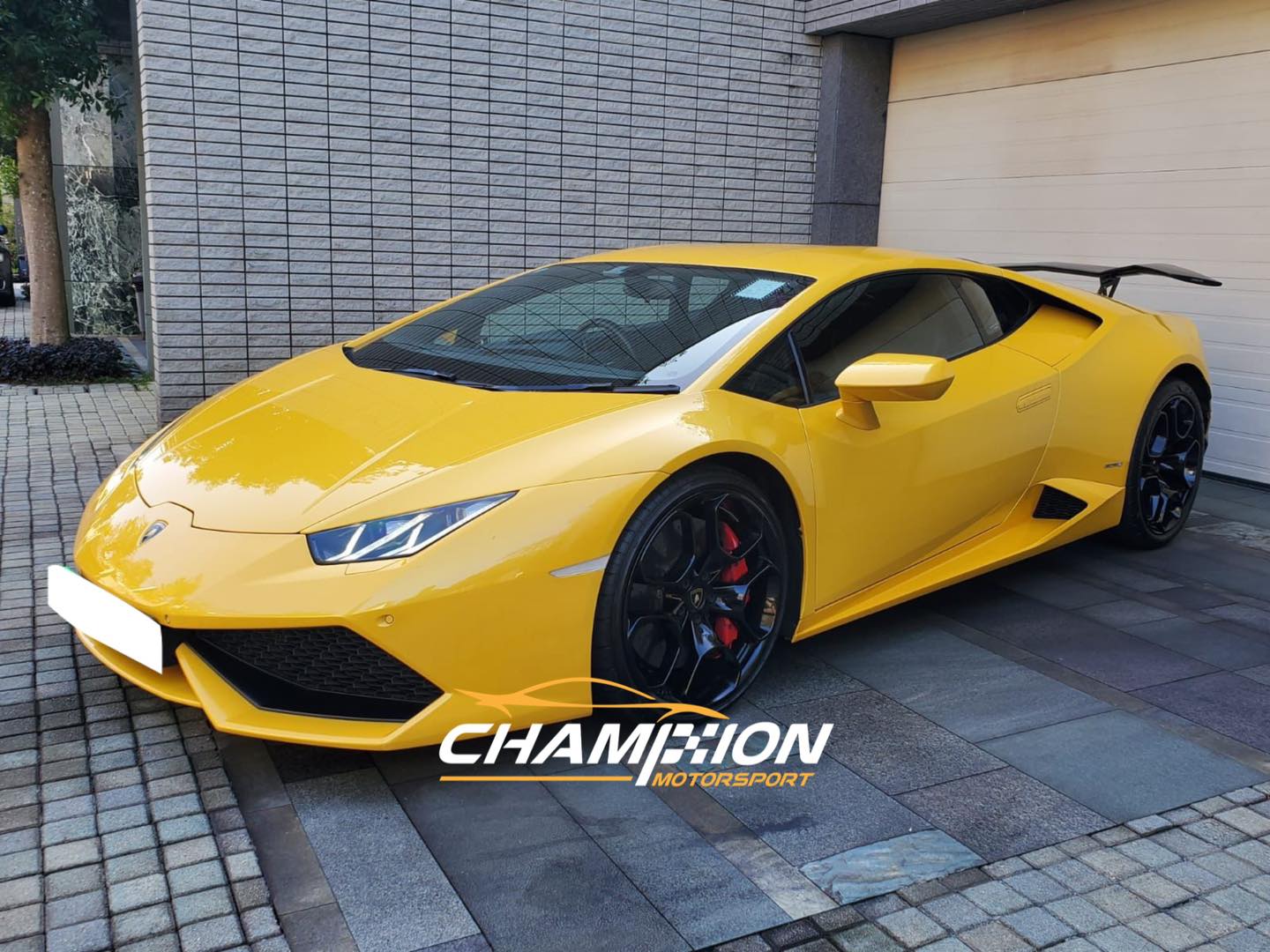 LAMBORGHINI HURACAN LP6104