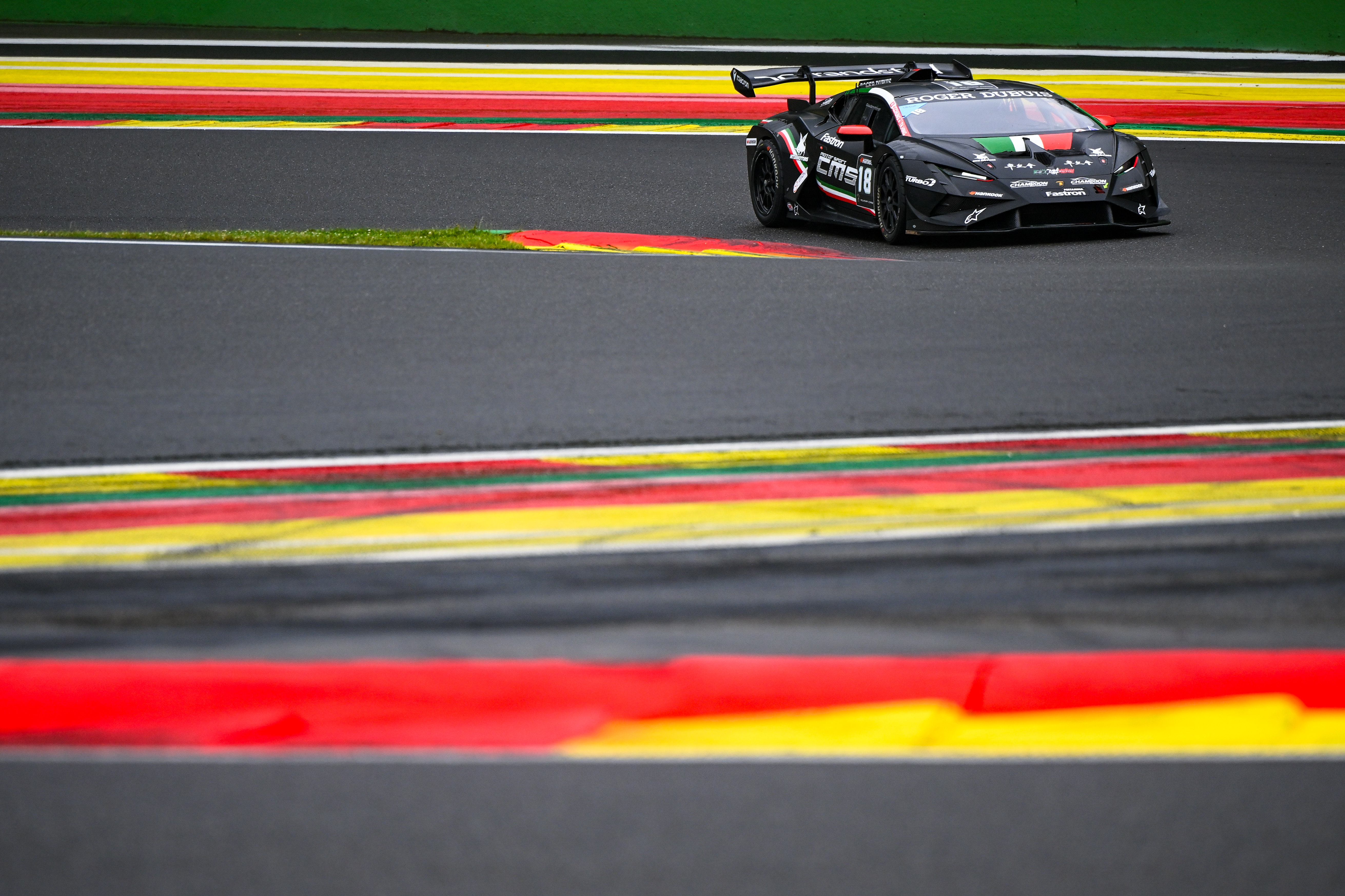 Lamborghini Super Trofeo Europe Round 3 Spa – Race 1