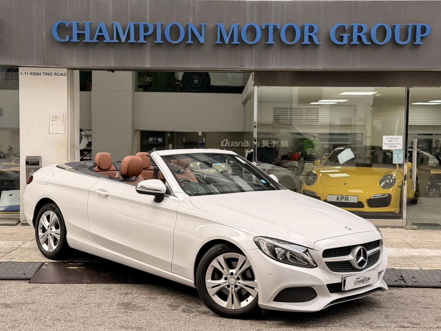 MERCEDES BENZ C200 CONVERTIBLE