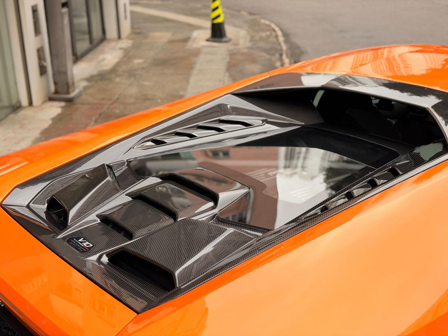 LAMBORGHINI HURACAN RWD COUPE LP5802 - Image 5