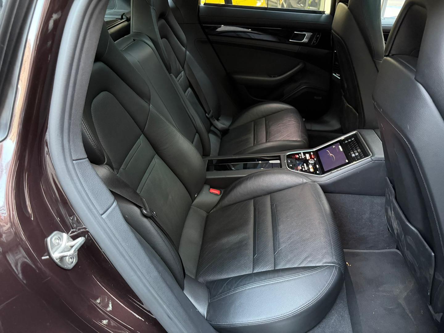 PORSCHE PANAMERA 4S - Image 11