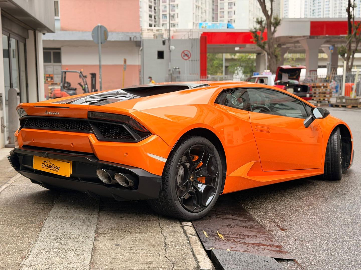 LAMBORGHINI HURACAN RWD COUPE LP5802 - Image 8