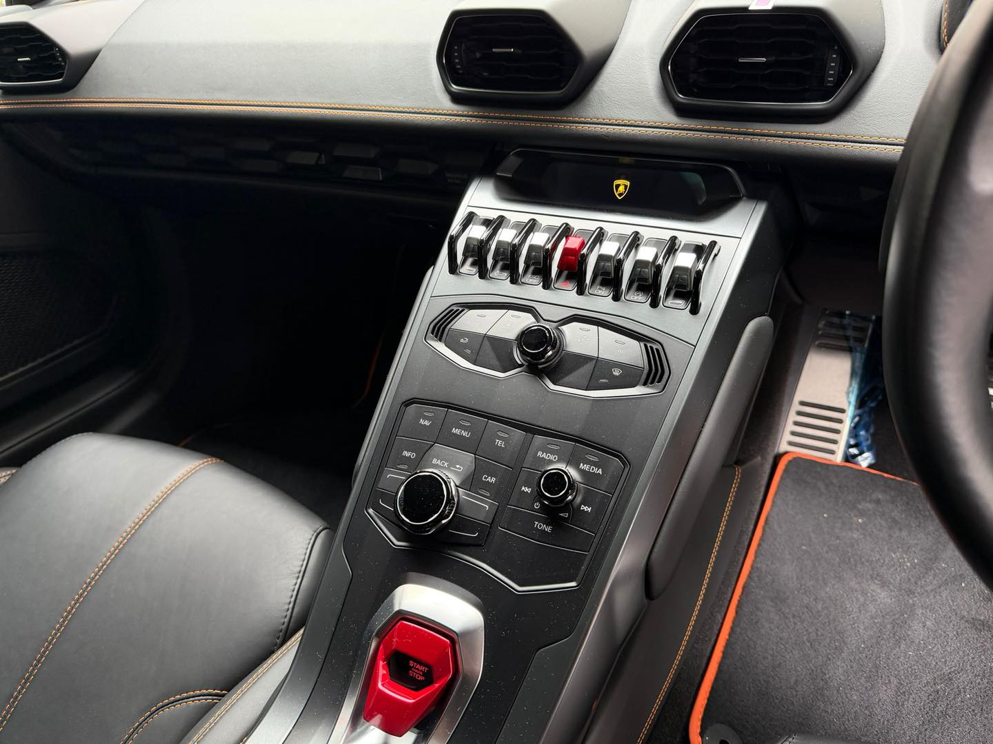 LAMBORGHINI HURACAN RWD COUPE LP5802 - Image 11