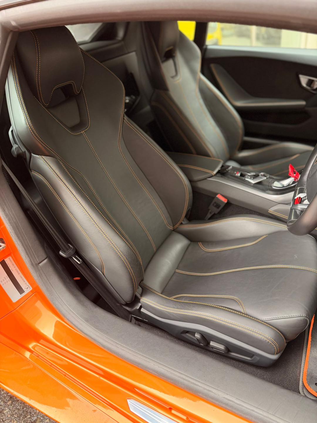 LAMBORGHINI HURACAN RWD COUPE LP5802 - Image 12