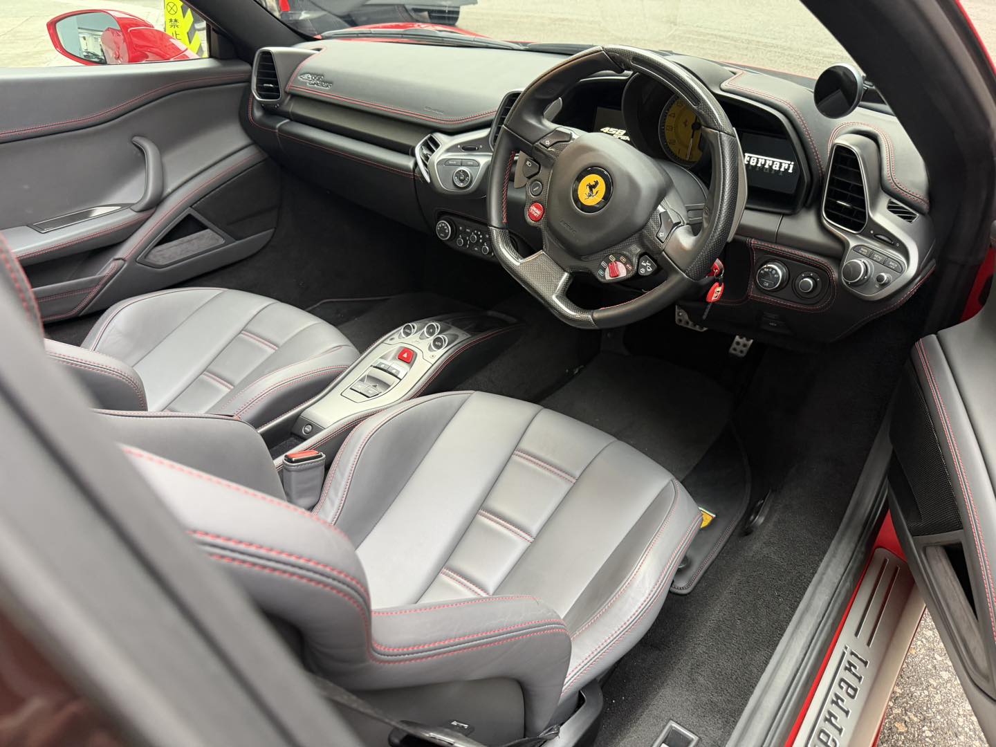 FERRARI 458 SPIDER - Image 4